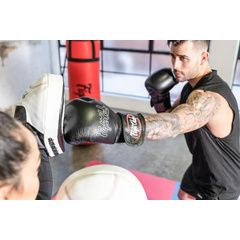 FIGHT CLUB PRO BOXING GLOVES - WEIGHT: 16oz